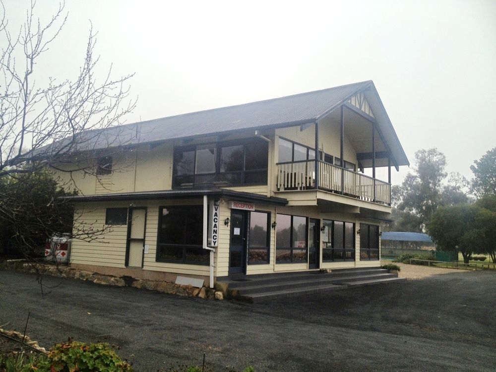 Jugiong Motor Inn Exterior foto