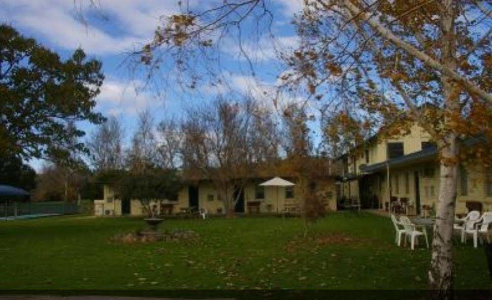 Jugiong Motor Inn Exterior foto